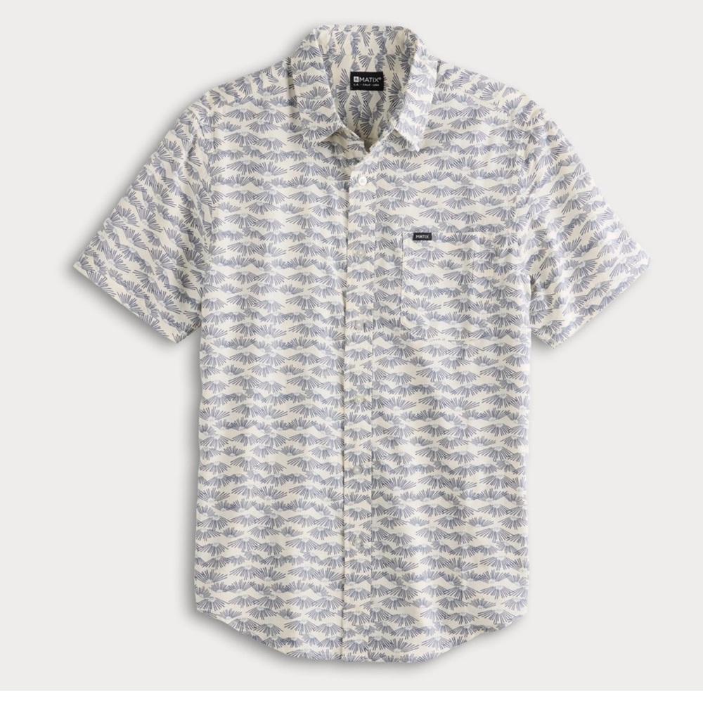 Matix Short Sleeve Button-Down Dobby Woven Shirt  NWT. Men’s size XXL